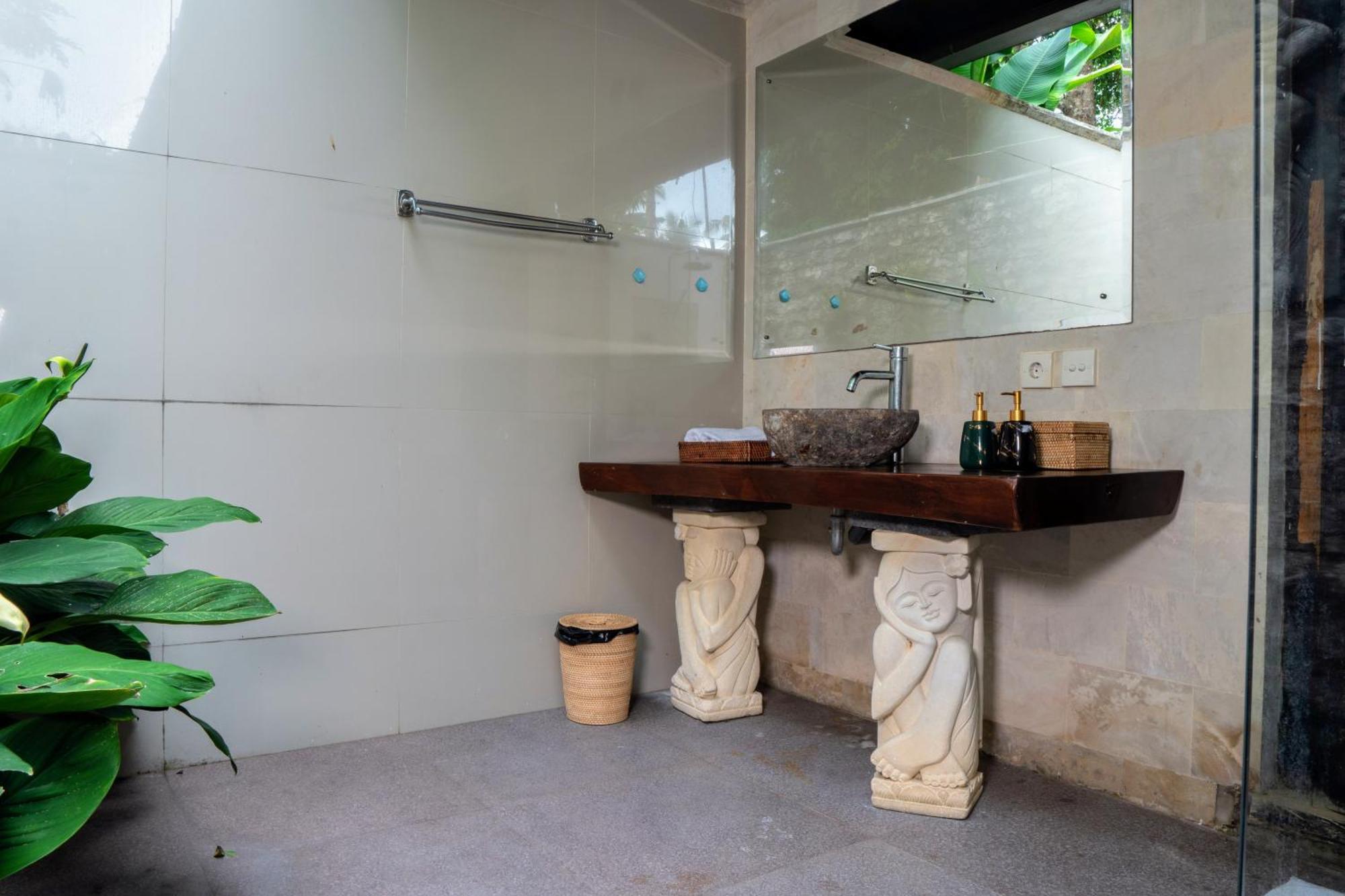 Rumah Joglo Ubud  Bagian luar foto